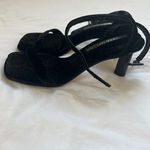 Tamara Mellon Black Velvet Heels - size 37.5